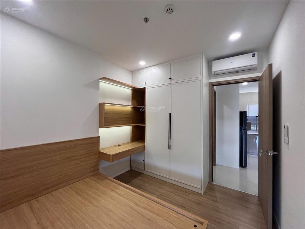 Cho thuê cc quận 9  2pn, 2wc, 73m2, sẵn máy lạnh  6.5 triệu/th.  0919 838 ***