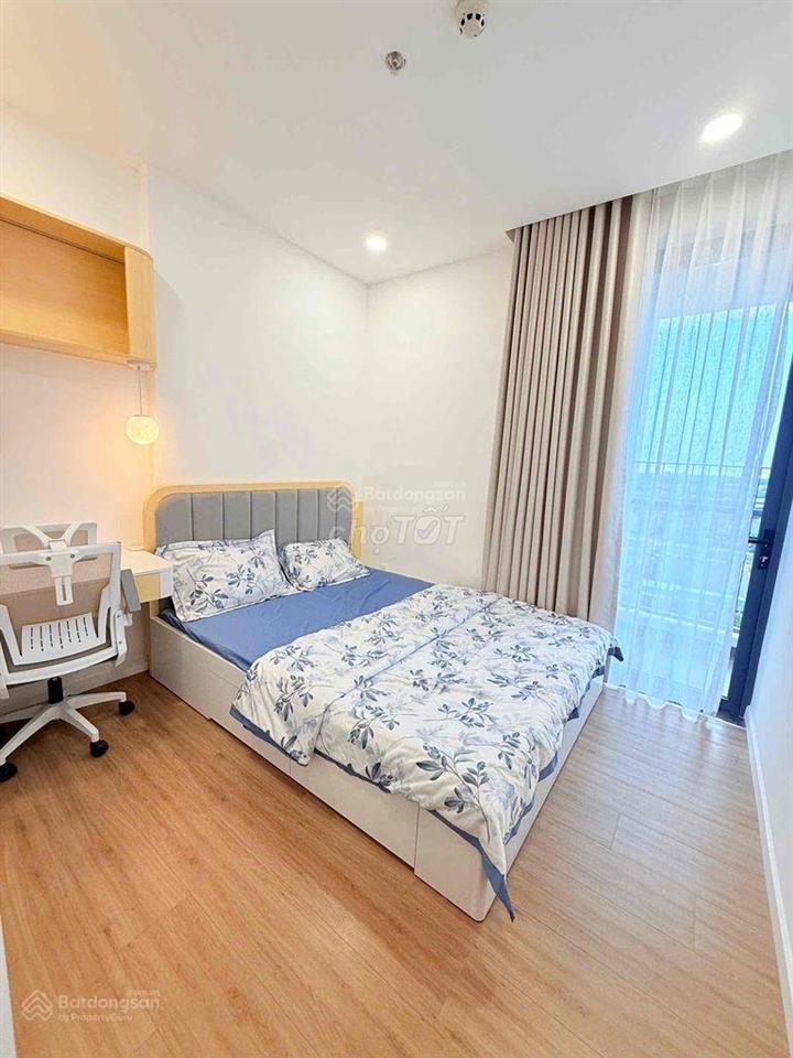 Cho thuê cc quận 9  2pn, 2wc, 73m2, sẵn máy lạnh  6.5 triệu/th.  0919 838 ***