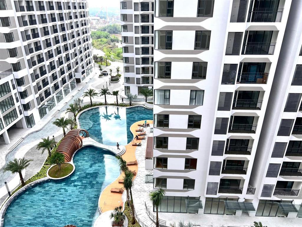 Căn hộ 65m2, rèm, nước nóng, máy lạnh, bếp, hút mùi 6 triệu/tháng, 0919 838 ***