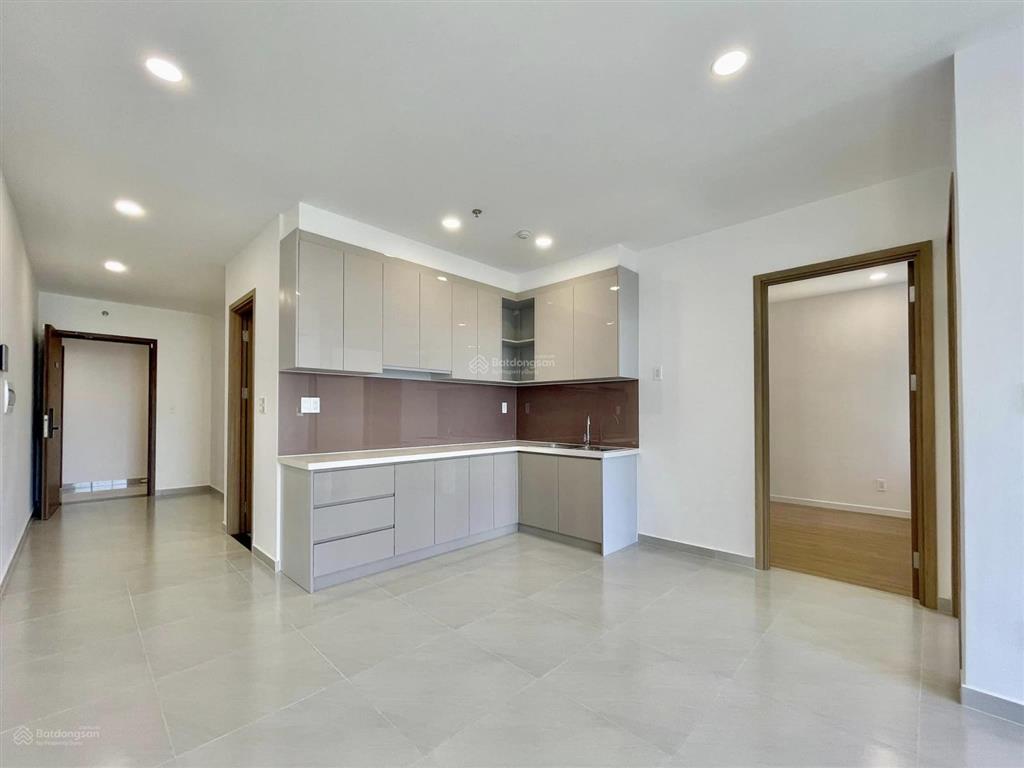 Cho thuê căn hộ quận 9, 65m2, 5 triệu/tháng0919 838 ***