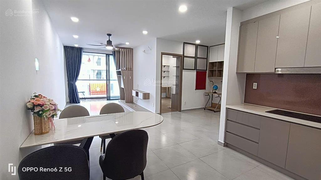 Căn hộ 65m2 full nội thất, sổ sẵn, bán 3tỷ1, xem nhà 24/7 0919 838 ***