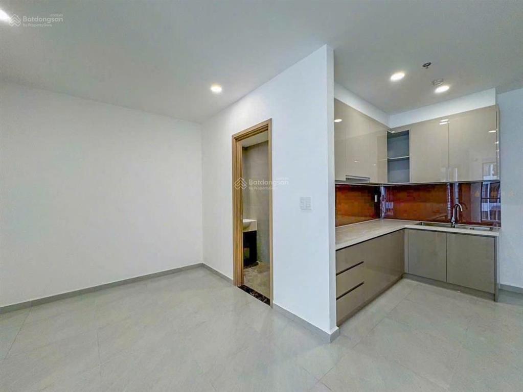 Cho thuê căn 65m2, 5.5 triệu/tháng tháp d tại mt eastmark city