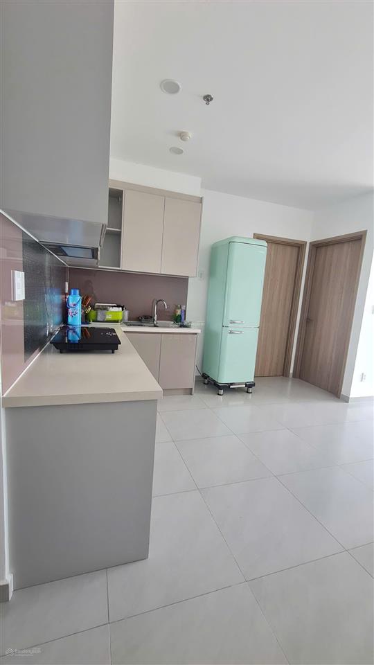Căn hộ 73m2 (2pn + 2wc) nội thất đầy đủ. vào ở liền được thu hà 0919 838 ***