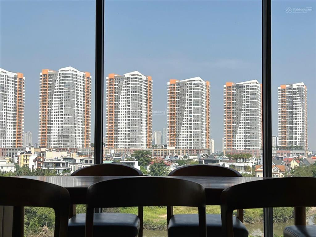 Bán nhanh 2pn 93m2 tháp canary giá tốt nhất đảo kim cương, chỉ 97tr/m2, chỉ cần mang đồ vào ở