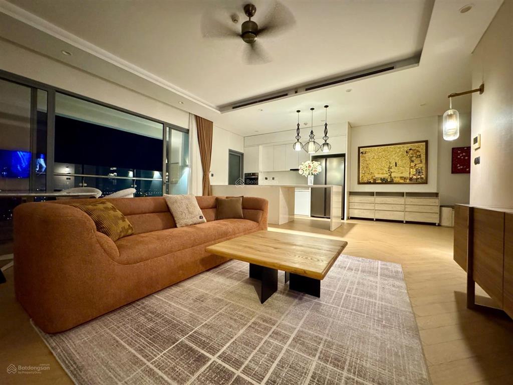 Cho thuê căn hộ chung cư diamond island, 124m2 3pn full nội thất view sông riêng tư chỉ 49tr/tháng