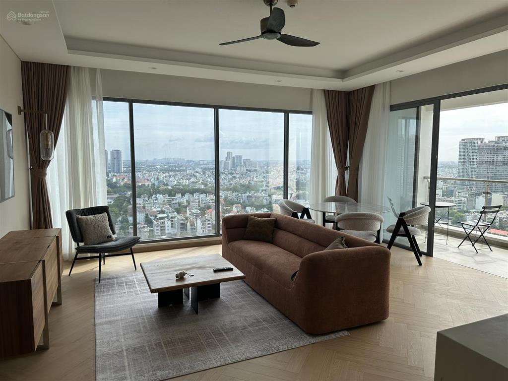 Cho thuê căn hộ chung cư diamond island, 124m2 3pn full nội thất view sông riêng tư chỉ 49tr/tháng