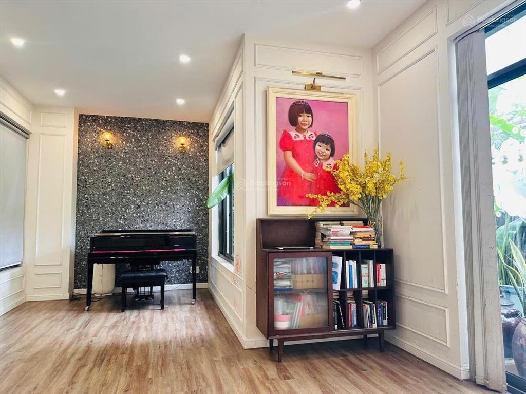 Cho thuê nhà khu liên phường 10x18m