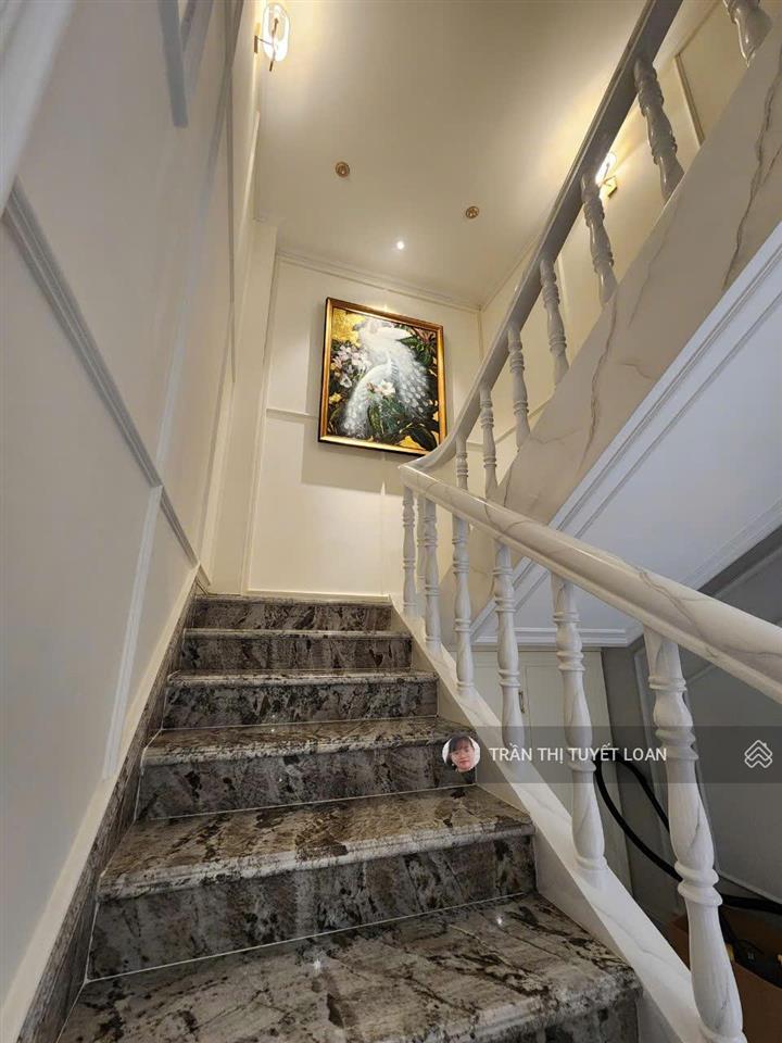 Bán căn hộ penhouse 2 tầng chung cư homyland 1, q.2. giá 23,7 tỷ (430m2, 5pn, 6wc, sổ hồng).
