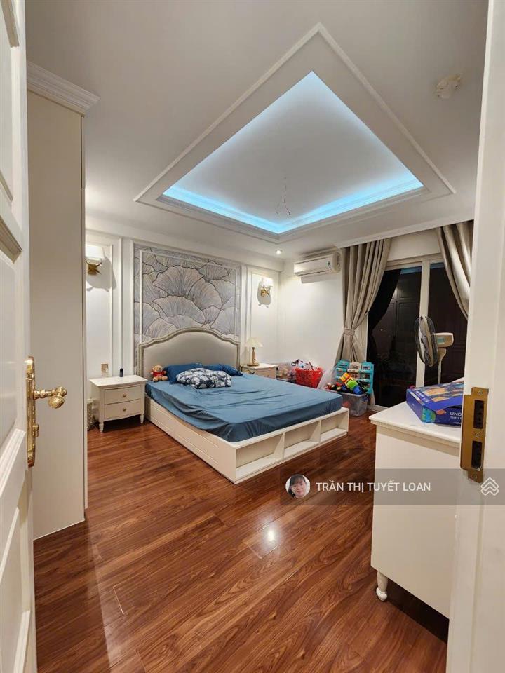 Bán căn hộ penhouse 2 tầng chung cư homyland 1, q.2. giá 23,7 tỷ (430m2, 5pn, 6wc, sổ hồng).