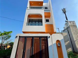 Bán nhà 2 lầu hẻm oto đường nguyễn thị định q2, giá rẻ