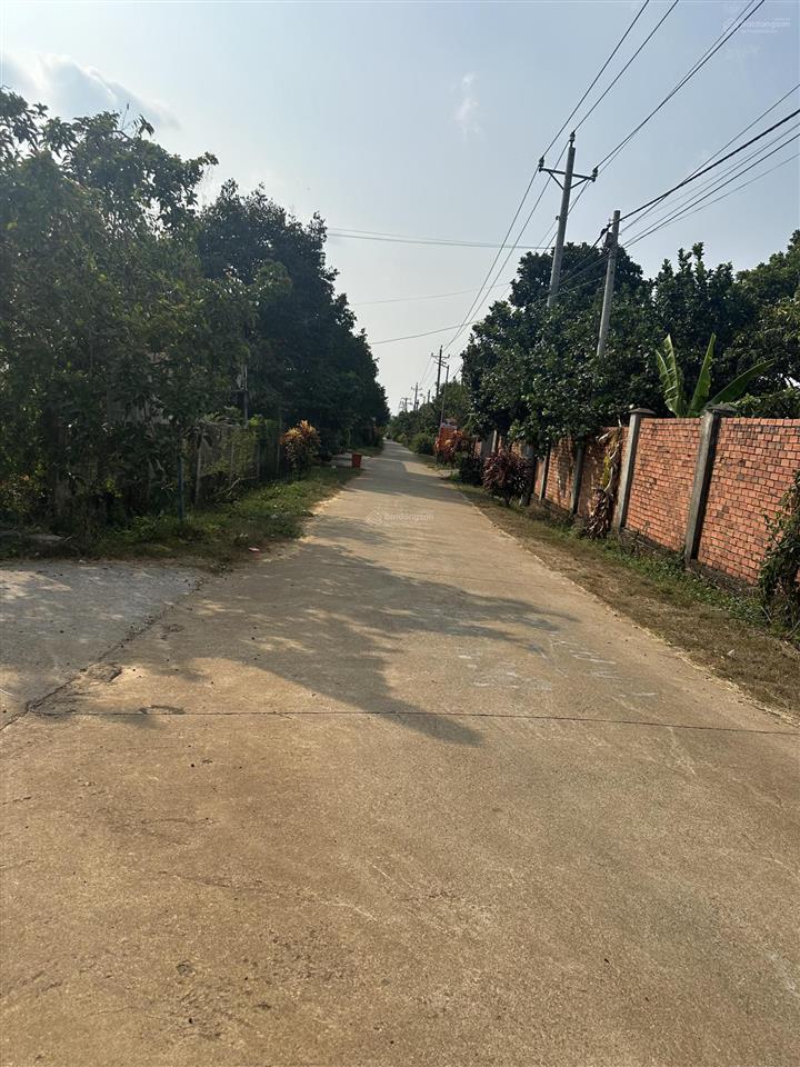 Bán lô đất 4862.3m2 đường bê tông rộng ngay gần huyện cẩm mỹ đồng nai giá cực ngộp 2 tỷ