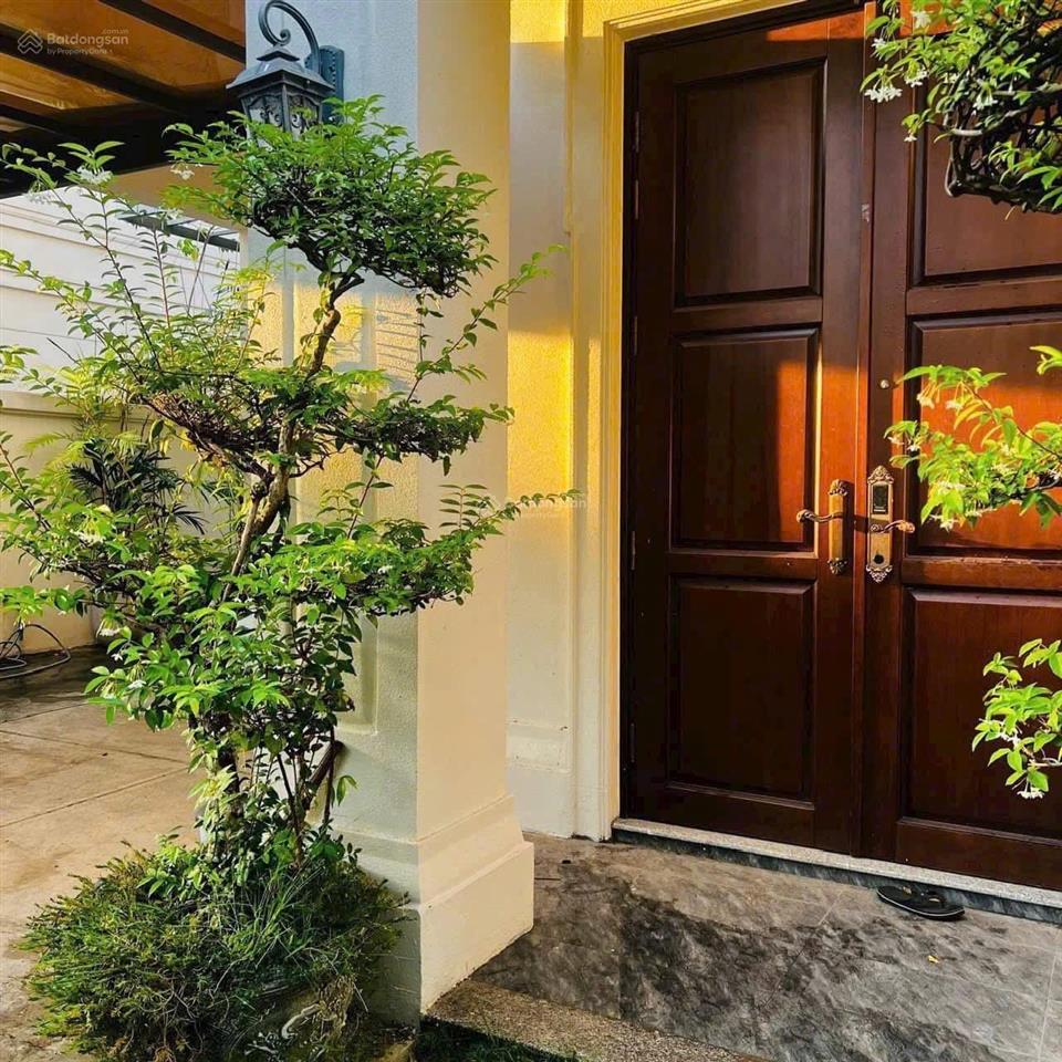 Cập nhật giá biệt thự swanbay 1/7/2026   0913 978 ***