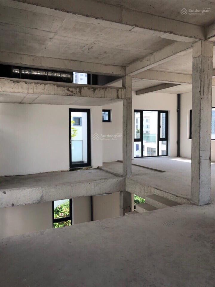 Bán 1 cặp biệt thự đơn lập view 2 mặt sông lucasta khang điền liền kề nhau,mt đường liên phường q9