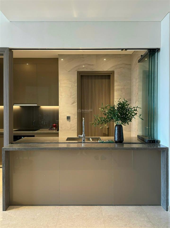 Cho thuê căn hộ 3pn cao cấp the marq, view trực diện quận 1 và sông, có bồn tắm nằm,  0976 940 ***