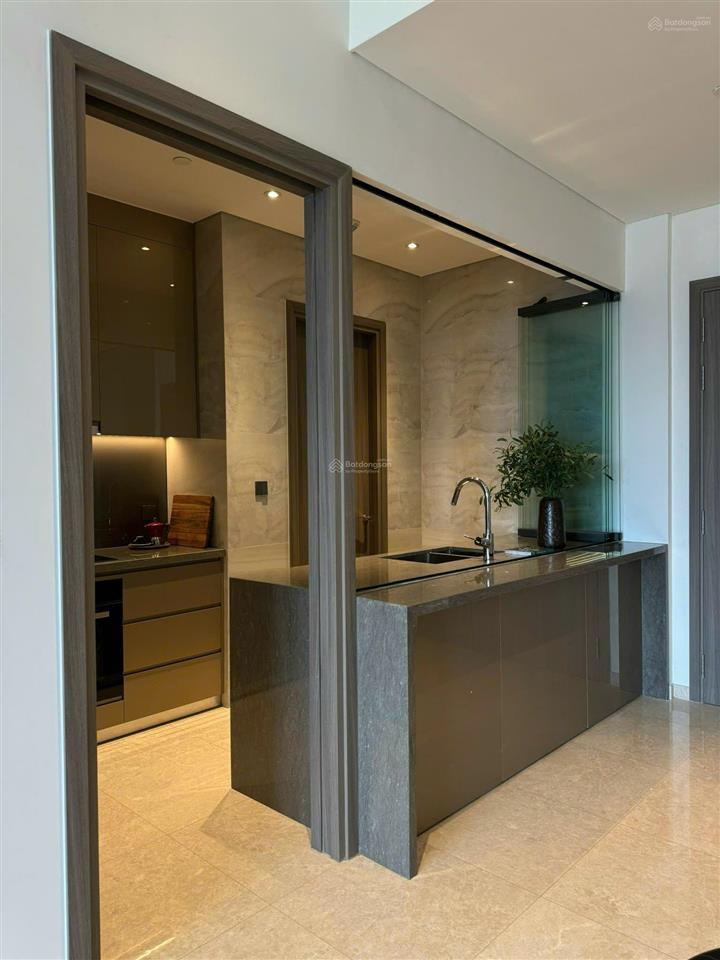 Cho thuê căn hộ 3pn cao cấp the marq, view trực diện quận 1 và sông, có bồn tắm nằm,  0976 940 ***
