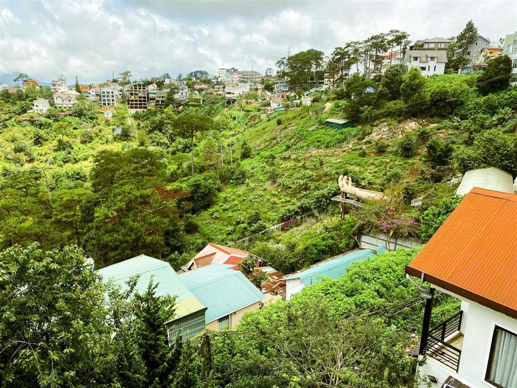 Bán nhà biệt thự, hẻm ôtô thông thoáng, view đồi, gần mây lang thang đà lạt, thích hợp làm homestay