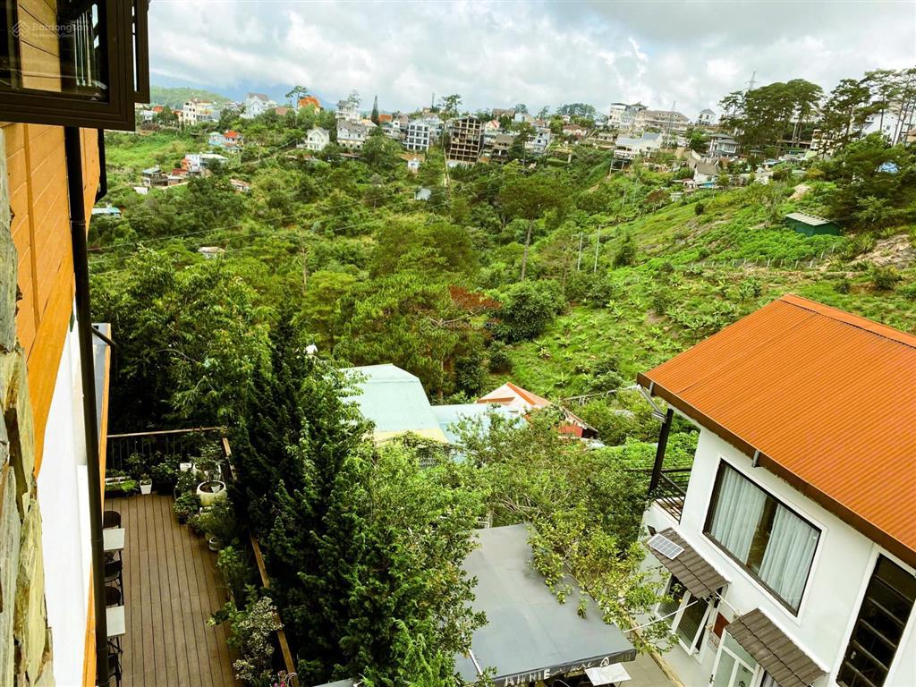 Bán nhà biệt thự, hẻm ôtô thông thoáng, view đồi, gần mây lang thang đà lạt, thích hợp làm homestay