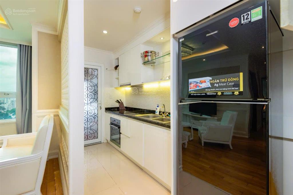 Cho thuê căn hộ view trực diện chợ bến thành và bitexco quận 1, chỉ 30tr/tháng.  0976 940 ***