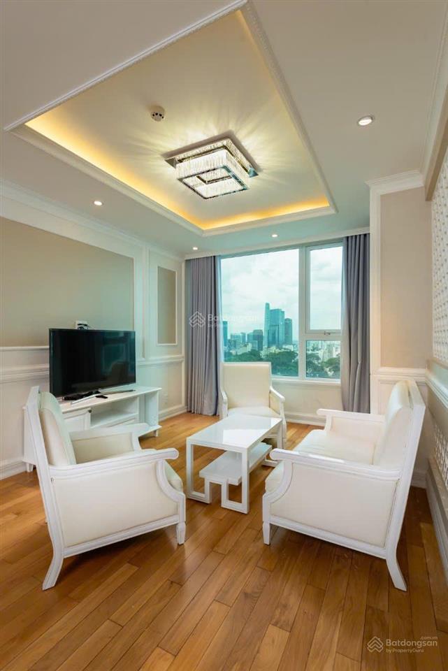 Cho thuê căn hộ view trực diện chợ bến thành và bitexco quận 1, chỉ 30tr/tháng.  0976 940 ***