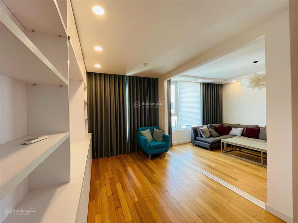 Bán căn hộ léman, quận 3( cũ), tặng 2 chỗ đậu xe 50 năm, 19.5 tỷ, 3pn, 120m², view trung tâm quận 1