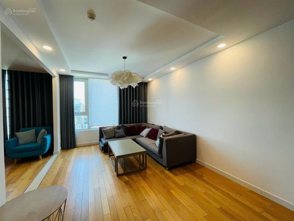 Bán căn hộ léman, quận 3( cũ), tặng 2 chỗ đậu xe 50 năm, 19.5 tỷ, 3pn, 120m², view trung tâm quận 1