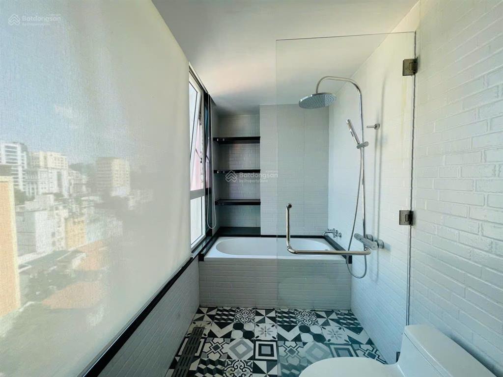 Bán căn hộ léman, quận 3( cũ), tặng 2 chỗ đậu xe 50 năm, 19.5 tỷ, 3pn, 120m², view trung tâm quận 1