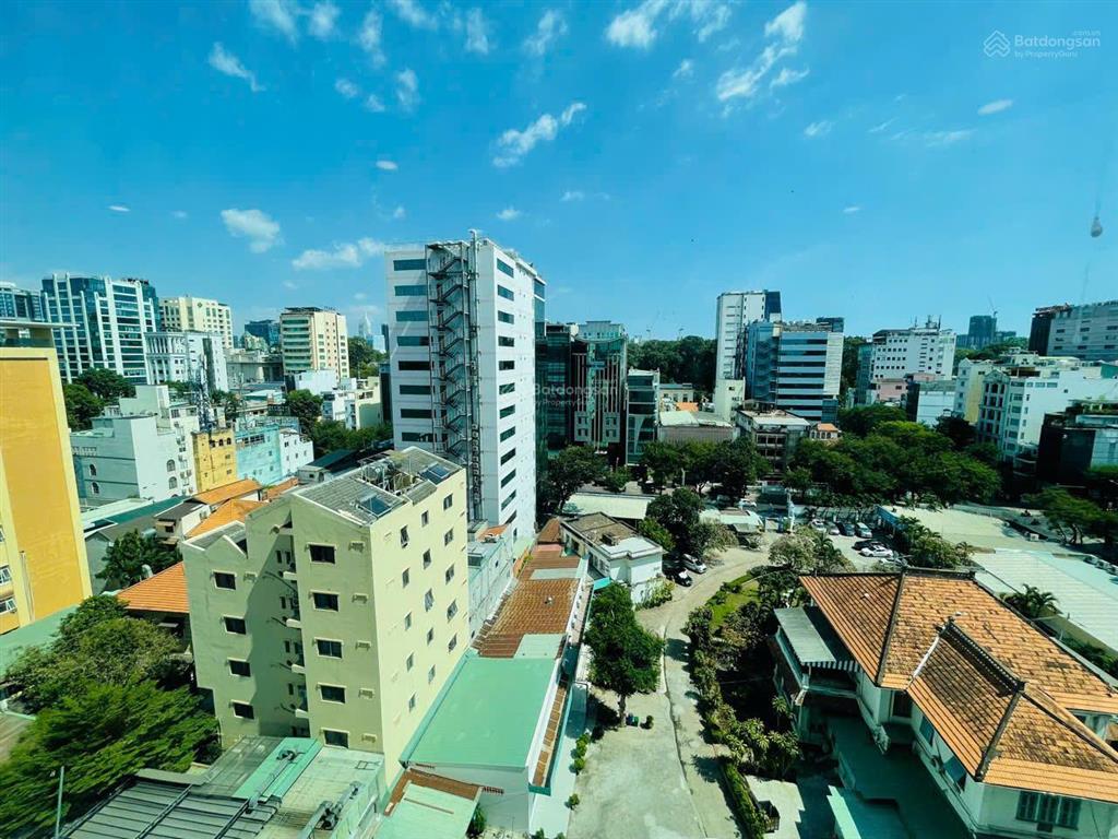 Bán căn hộ léman, quận 3( cũ), tặng 2 chỗ đậu xe 50 năm, 19.5 tỷ, 3pn, 120m², view trung tâm quận 1