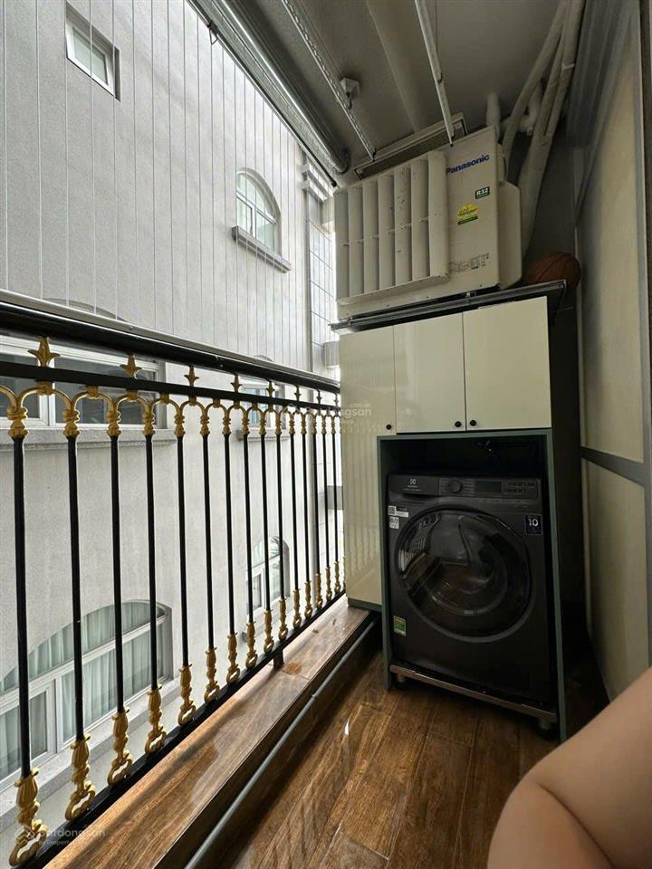 Bán gấp căn 3pn tầng 12 giá 8,22 tỷ, nhà sẵn xem mọi lúc và bàn giao ngay, suất mua trực tiếp cdt
