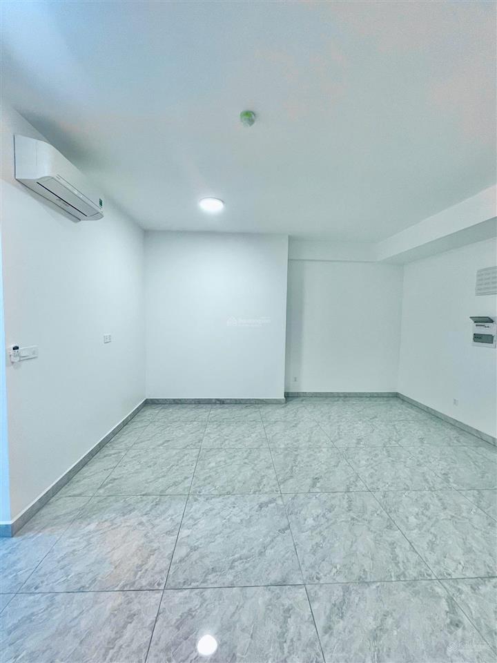 Bán gấp căn 3pn tầng 12 giá 8,22 tỷ, nhà sẵn xem mọi lúc và bàn giao ngay, suất mua trực tiếp cdt