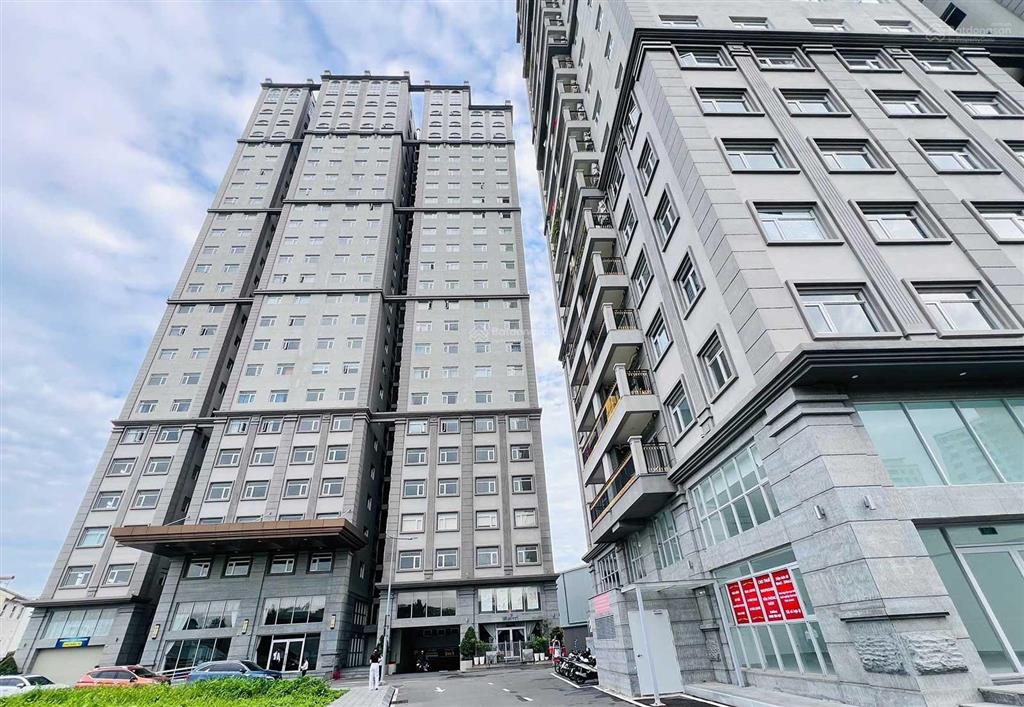 Bán gấp căn 3pn tầng 12 giá 8,22 tỷ, nhà sẵn xem mọi lúc và bàn giao ngay, suất mua trực tiếp cdt