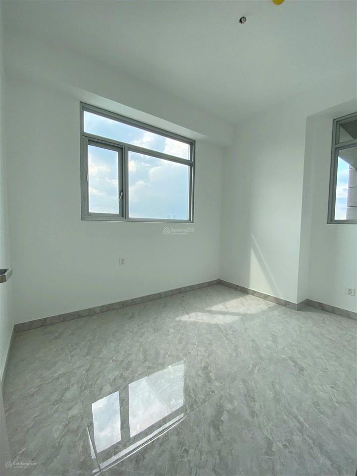 Căn 3pn  8,1 tỷ đầy đủ nội thất  nhận là ở ngay, mua trực tiếp chủ đầu tư. ht vay 70% xem nhà dễ