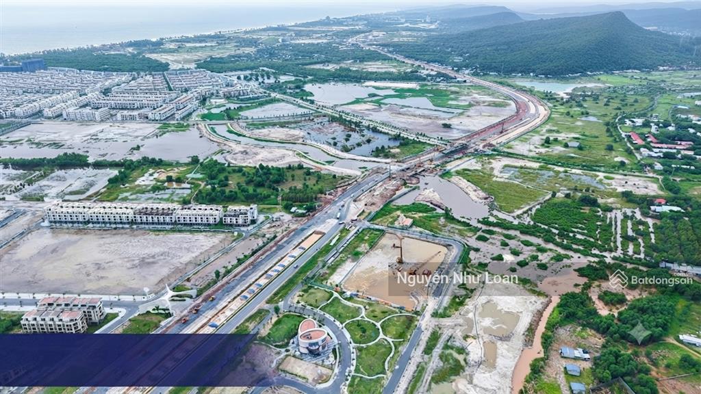 Trục đt975 rộng 62m shophouse lâu dài phú quốc chỉ từ 6 tỷ  giao nhà 2029, kết nối tuyến metro,