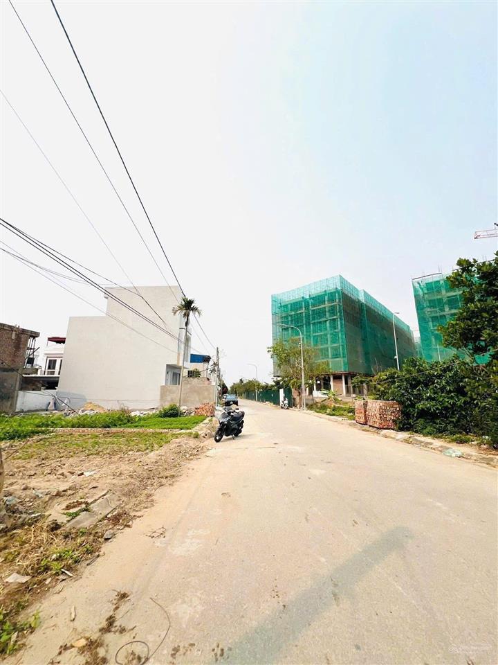 Siêu phẩm mặt đường nhà mạc tràng cát 93,14m2 giá 35tr