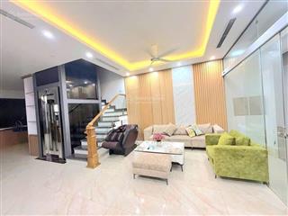 Cho thuê nguyên căn vinhomes marina 4 phòng ngủ khép kín thang máy riêng