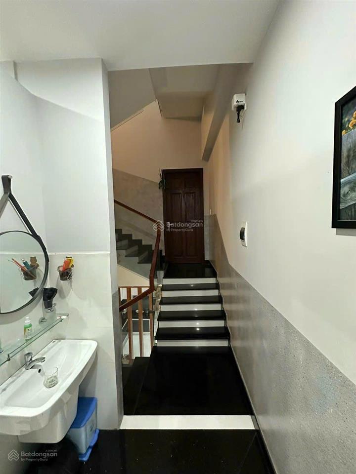 Bán nhà 1 trệt 2 lầu 64m2 kdc p. hoá an ( nay là p. biên hoà ) giá 3ty9