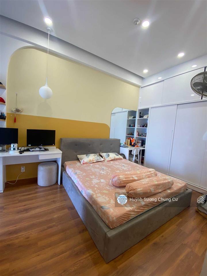 Bán căn hộ 64m2 2pn 2wc, tặng nội thất, (sổ hồng) quận 12 tecco green nest