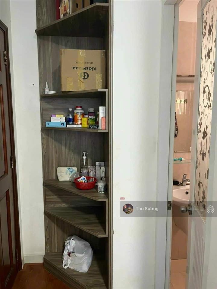 Bán nhà như hình (tầng đẹp) 8x plus sổ cầm tay 63m2 2pn 2wc