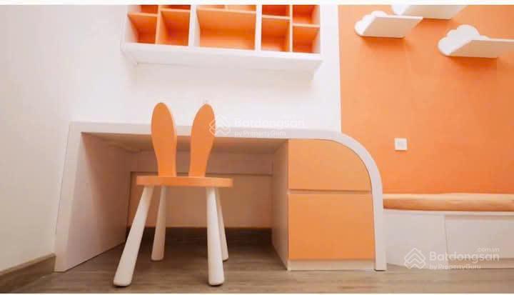 Hiếm cc xi grand court (q10) 75m2/2pn/2wc (sổ hồng)