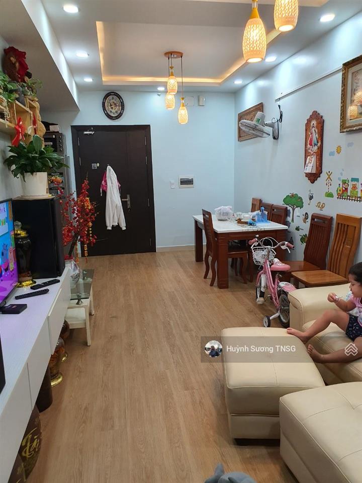 Giá thật (sổ hồng) bán căn hộ sacomreal 584 dt 75m2 2pn, 2wc ban công thoáng mát