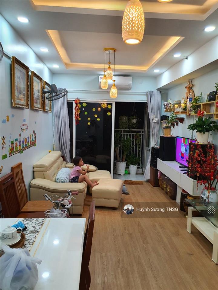 Giá thật (sổ hồng) bán căn hộ sacomreal 584 dt 75m2 2pn, 2wc ban công thoáng mát