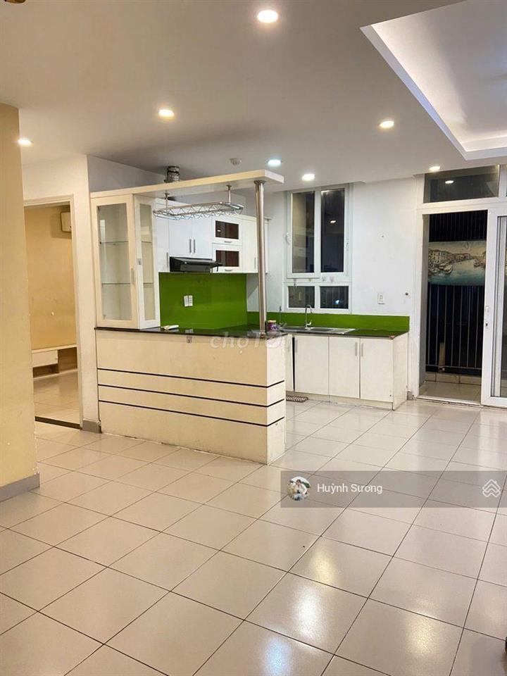 Chính chủ cần bán 2 phòng ngủ hà đô green view