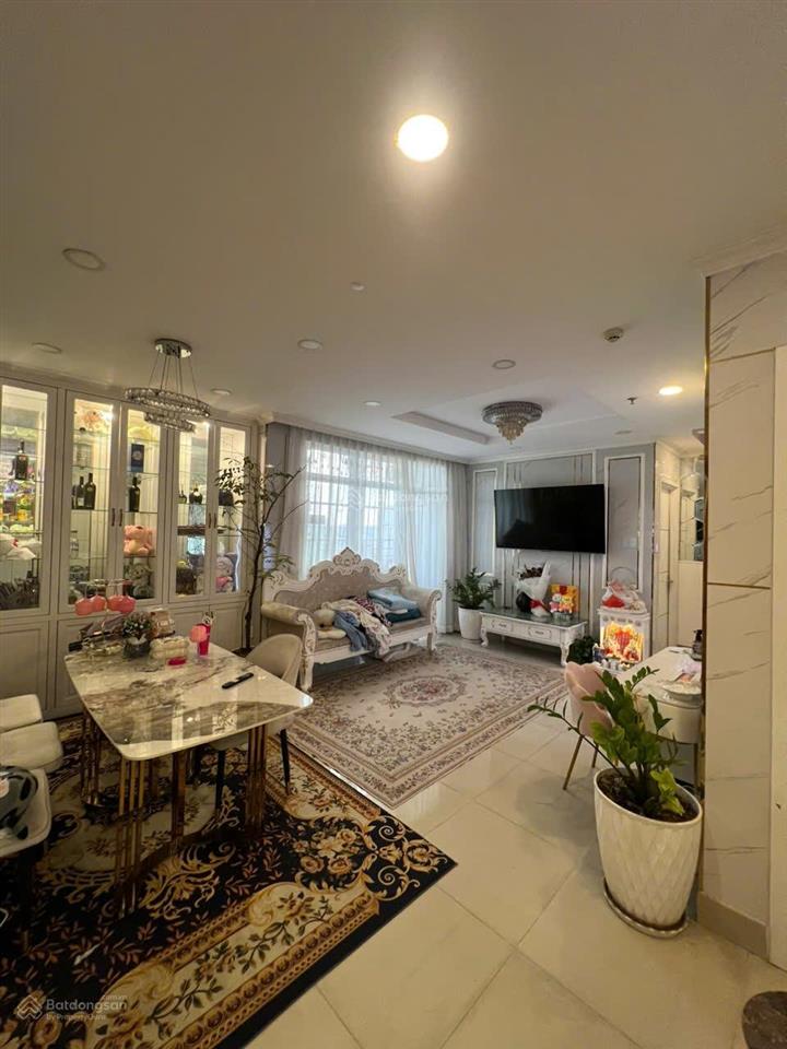 Bán căn hộ cao cấp 3pn, 2wc, 114m2, 6,8 tỷ tại lucky palace, đường phan văn khỏe, quận 6, giá thật.