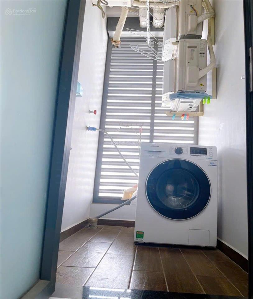Bán căn hộ resgreen tân phú 53m 2pn 1wc sổ hồng 3,5 tỷ