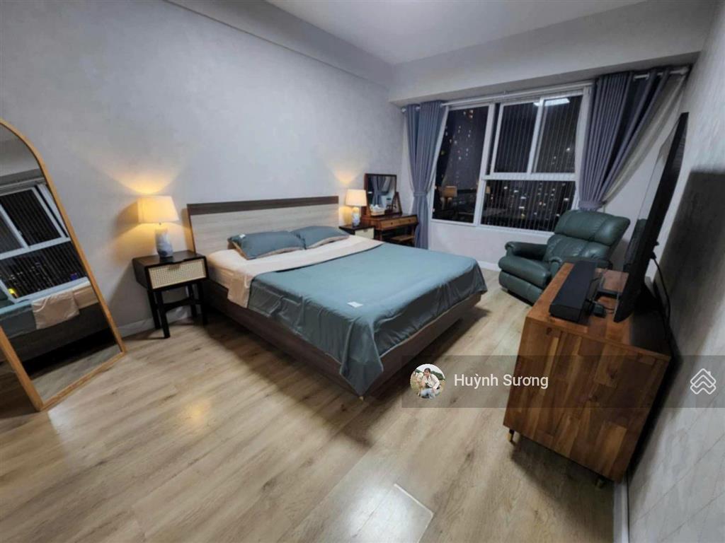 Cho thuê lucky palace căn 2 phòng ngủ  đầy đủ nội thất 13 triệu/th