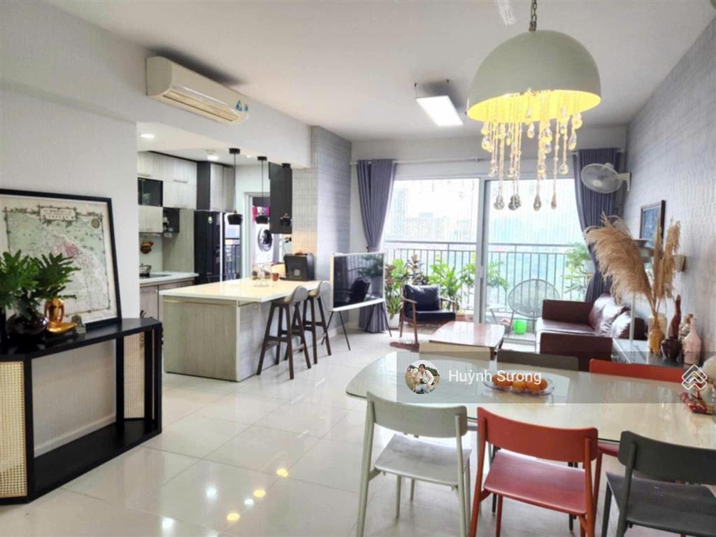 Cho thuê lucky palace căn 2 phòng ngủ  đầy đủ nội thất 13 triệu/th