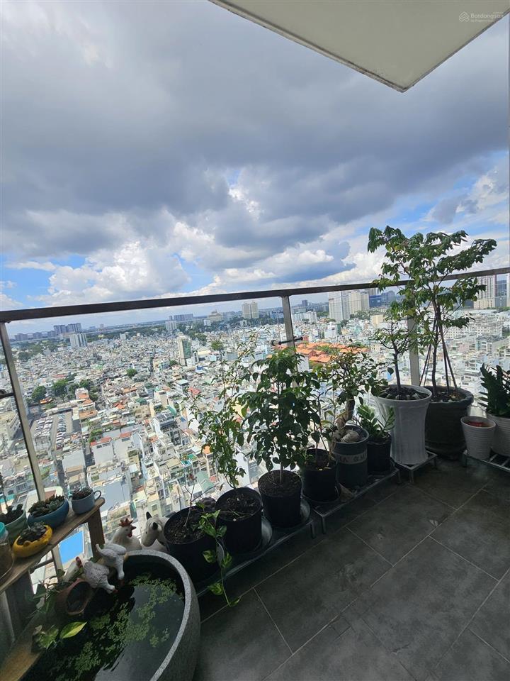 Cho thuê cc hùng vương plaza, 22 triệu, 127m2, 2pn, 2wc, đẹp xuất sắc