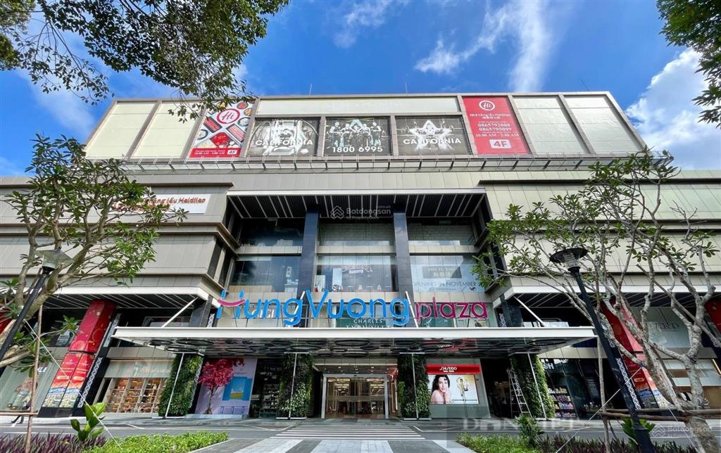 Cho thuê cc hùng vương plaza, 22 triệu, 127m2, 2pn, 2wc, đẹp xuất sắc
