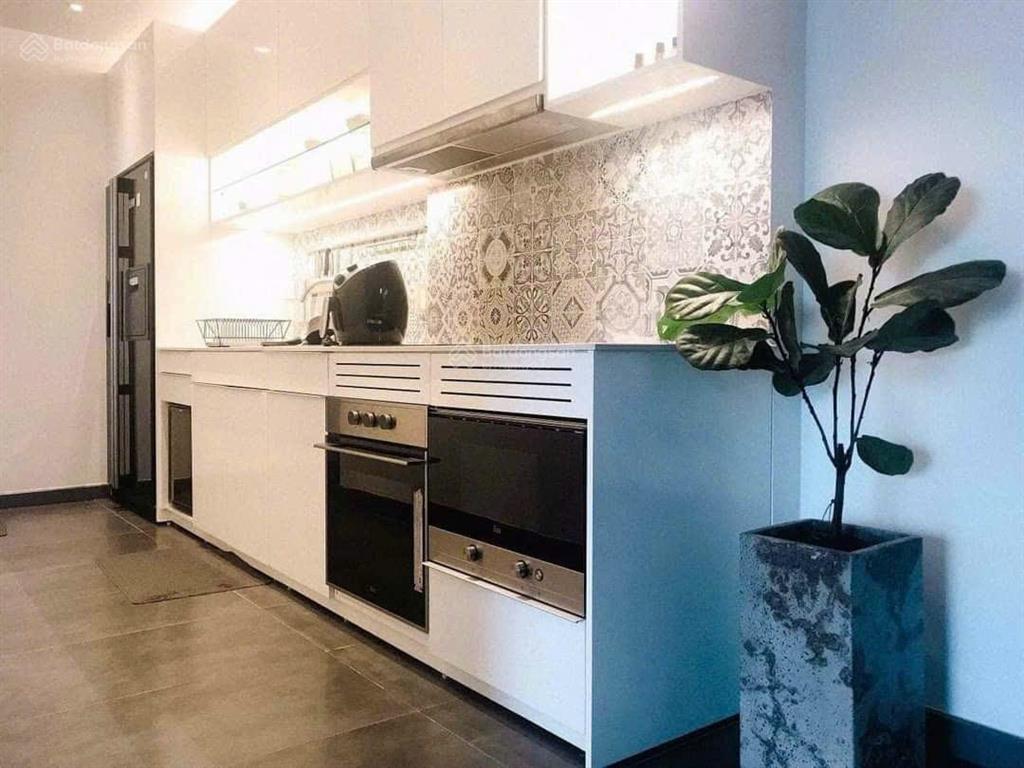Bán căn hộ 2pn 2wc, 66m2 chỉ với 4 tỷ tại hoa sen  lotus apartment, q11, hcm