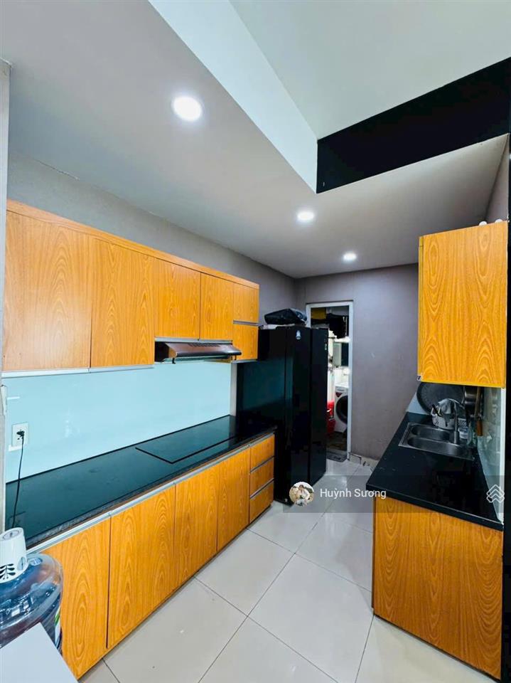 Siêu hiếm  giá mềm lắm 3,5 tỉ 68m2/2pn/2wc sổ sẵn ban công view thoáng  sơn kỳ