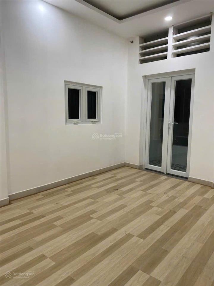Cho thuê nhà đ/c 1/15 nguyễn hữu tiến  1 lầu  2pn  2wc  giá rẻ
